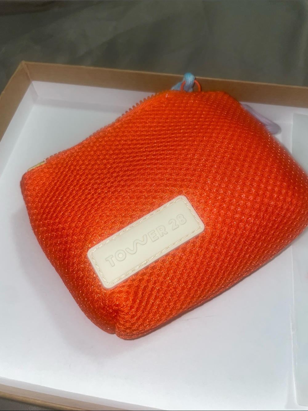 Towel 28 The Mini Pouch skincare set - Picture 7 of 8